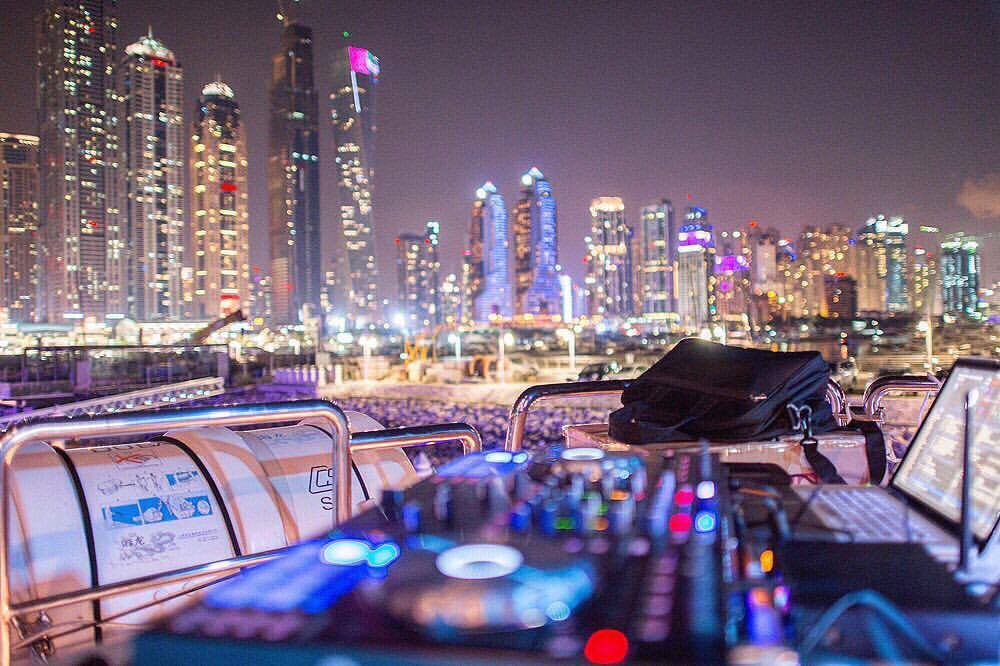 RENT Yacht UAE DUBAI DJ MUSIC Trance