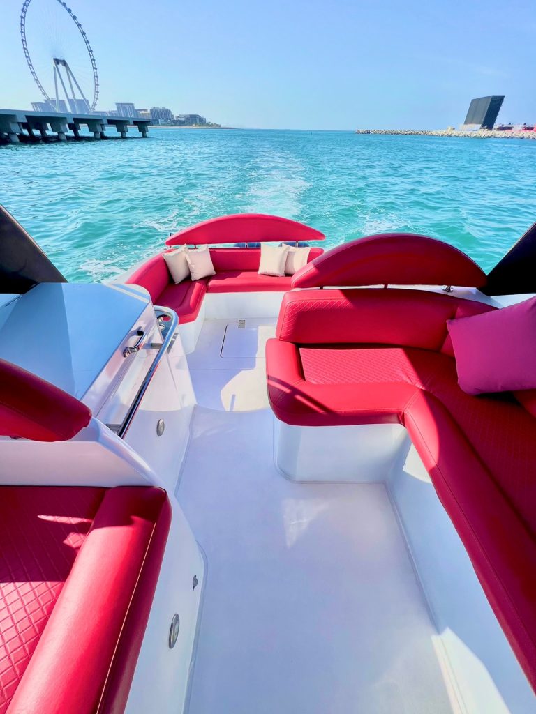 أوريكس 36 قدم | استئجار يخت دبي View 4