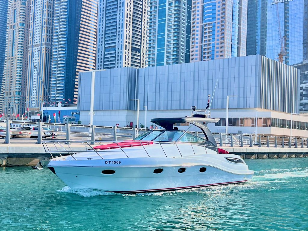 أوريكس 36 قدم | استئجار يخت دبي View 5